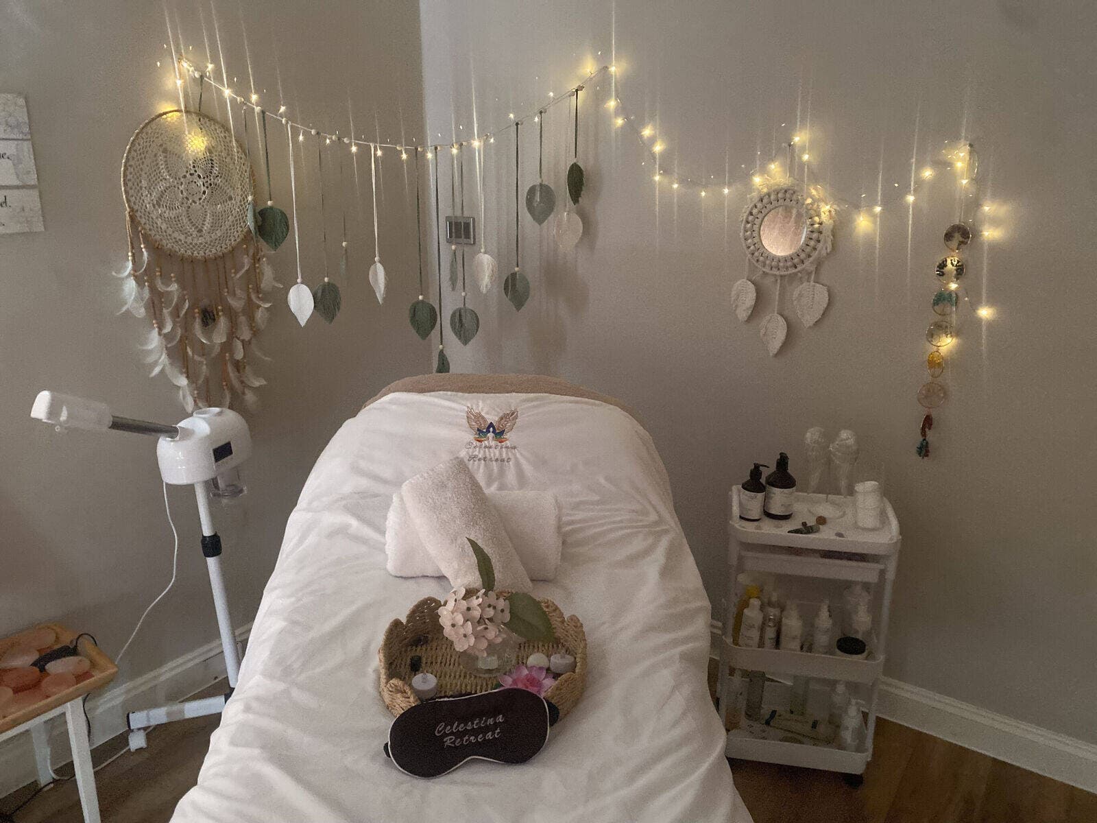 Celestina Retreat treatment room
